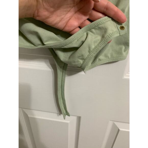 Vero Moda Broderie Frill shoulder bodysuit green size Large NEW - Picture 7 of 8